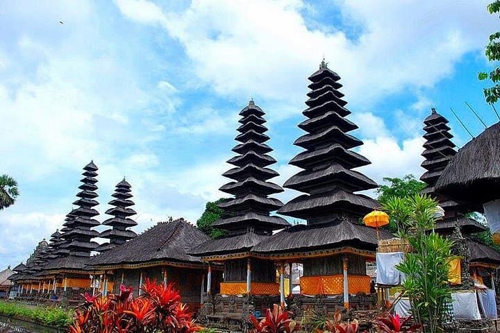 Bali Natural Beauty: Ulun Danu, Handara Gate & Jatiluwih Full-Day Tour photo 3