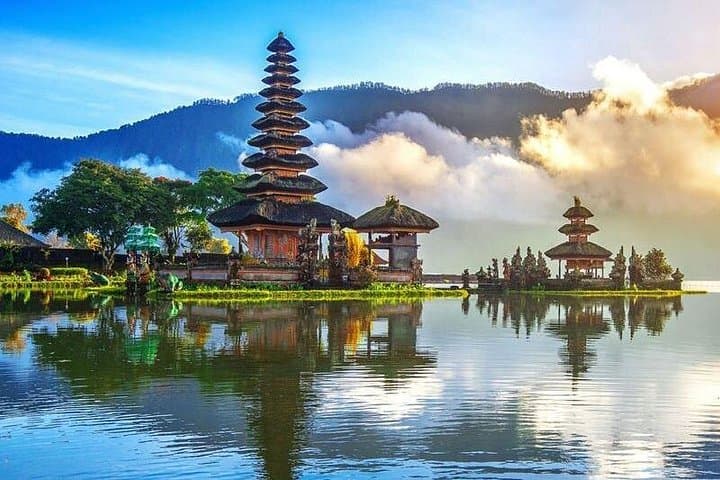 Bali Natural Beauty: Ulun Danu, Handara Gate & Jatiluwih Full-Day Tour photo 4