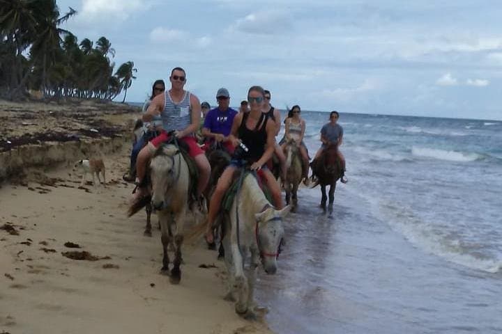 Sunset Beach Horseback Riding in Punta Cana — Ride to the Maimon River photo 5