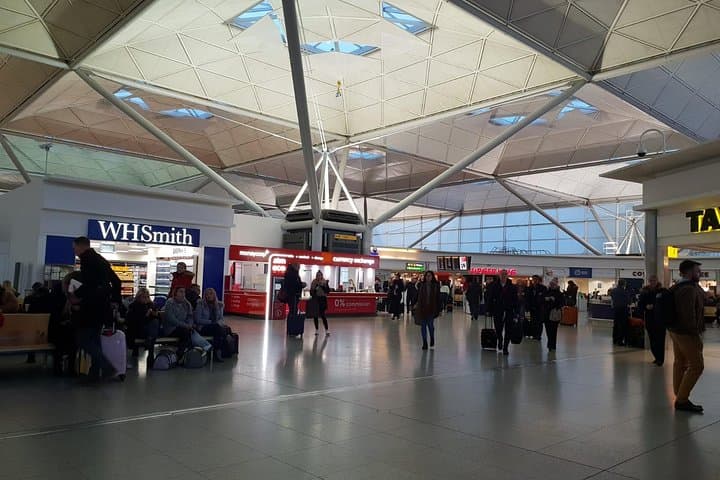 Stansted to Central London Shuttle — 24/7 Shared Airport Transfer Guide photo 6