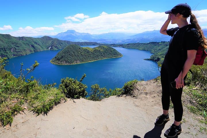 7-Day Best of Ecuador: Andes to Cloud Forest Immersion photo 4