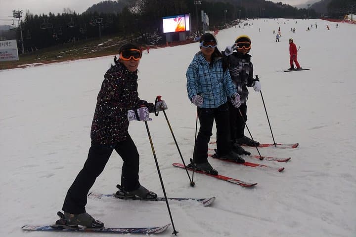 Private Ski Lesson at Pyeongchang's Yongpyong Resort — Learn to Ski at the 2018 Olympic Slopes