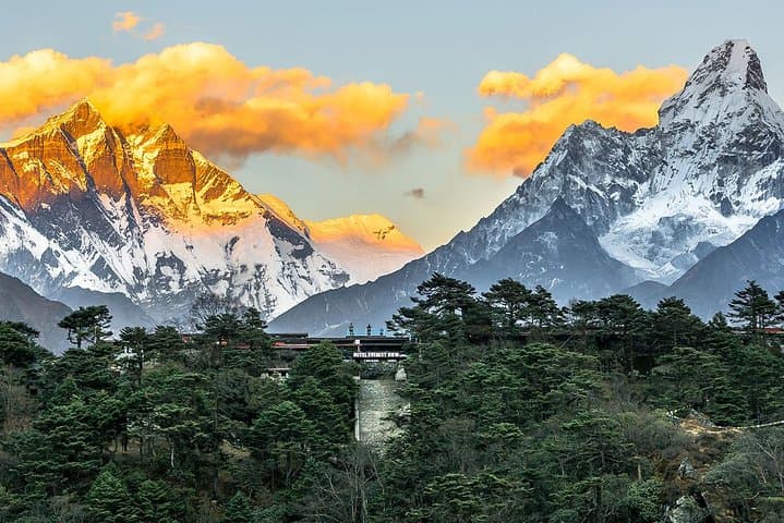 7-Day Short Everest View Trek: Lukla Flight, Namche & Everest View Hotel