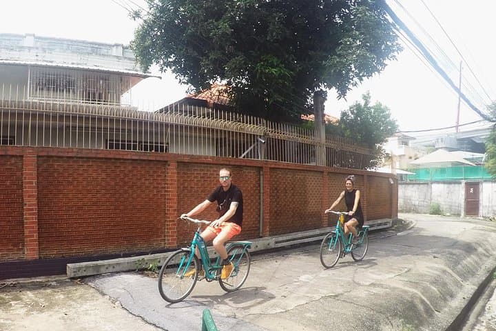 Half-Day Bangkok Bike Tour: Off-the-Beaten-Path Ride with Lunch photo 2