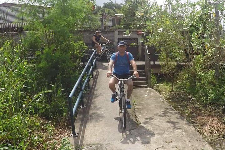 Half-Day Bangkok Bike Tour: Off-the-Beaten-Path Ride with Lunch photo 3