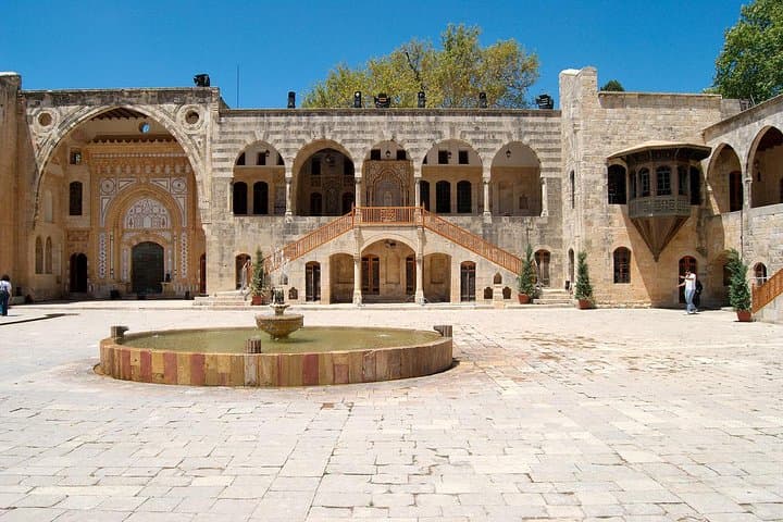 Beirut, Beiteddine & Deir el Qamar: Full-Day Cultural Drive Through Mount Lebanon