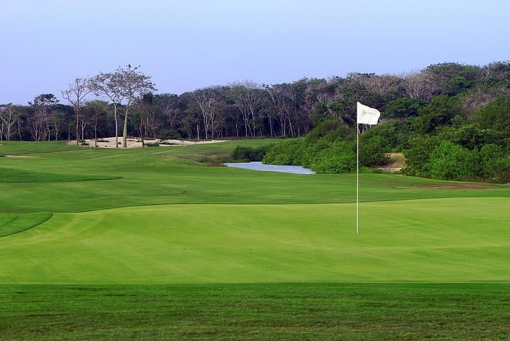 Experience Golf Paradise at Karibana Golf Club Near Cartagena photo 6
