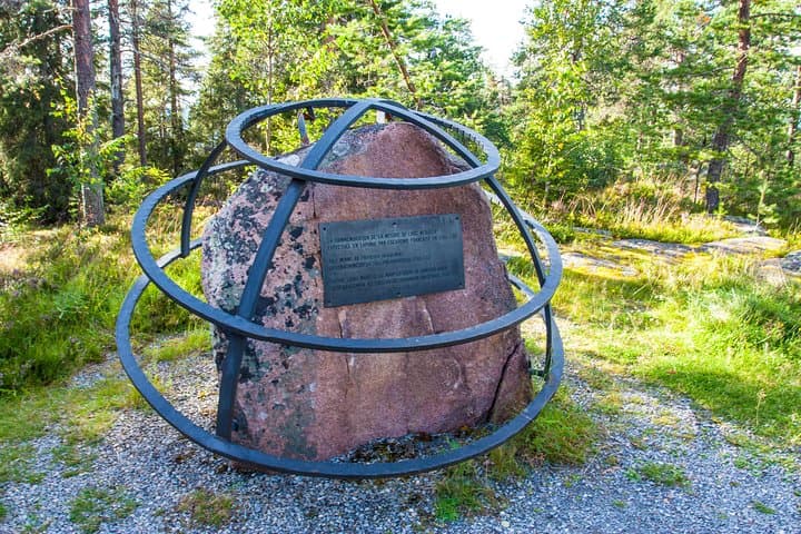 Aavasaksa Viewpoint: Hike the Struve Arc Where Finland Meets Sweden photo 3