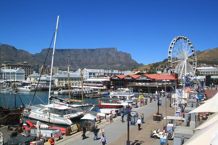 Cape Town Highlights and Hidden Gems — Private Local Walking Tour photo 2