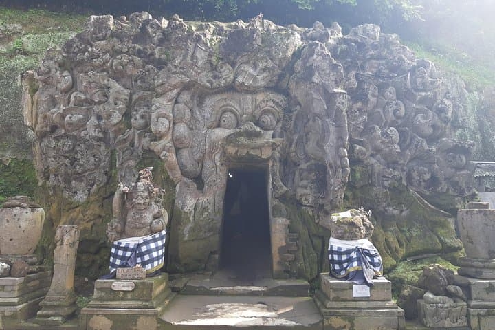 Ubud Ancient Temples, Waterfall & Coffee Plantation Day Tour photo 4