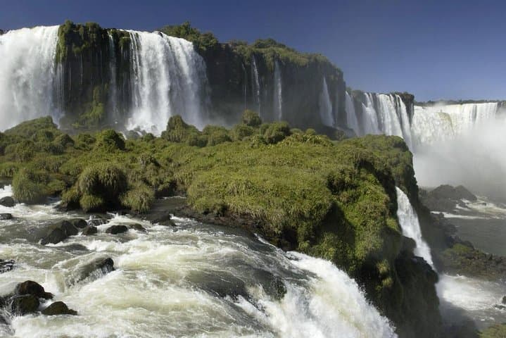 Iguassu Falls Brazilian Side: Bird Park, Macuco Boat Safari & Panoramic Views photo 2