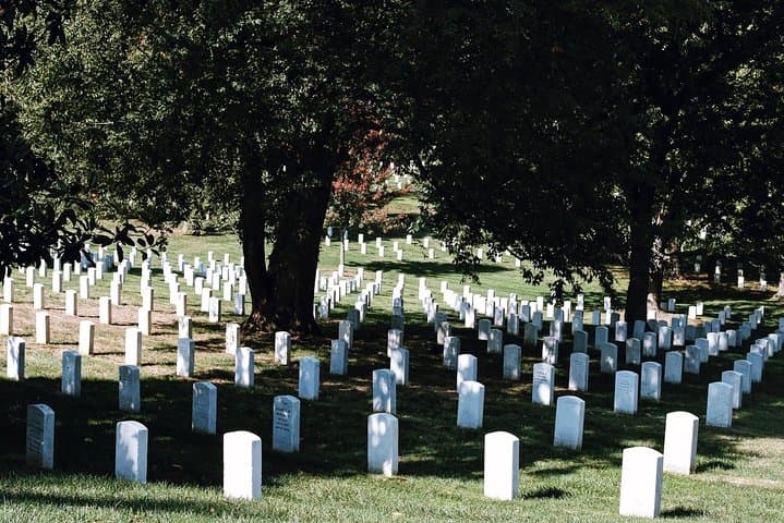 Walking Arlington National Cemetery: Changing of the Guard & Historic Graves Guided Tour photo 4