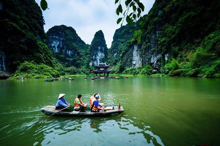 Explore Mai Chau, Pu Luong & Ninh Binh: 4-Day Cultural Trek and Trang An Boat Tour photo 6