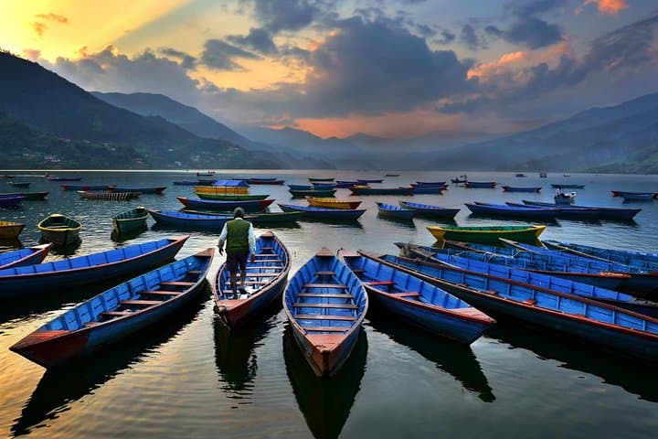 Peace Pagoda Hike & Fewa Lake Boating: Private Pokhara Half-Day Tour photo 3