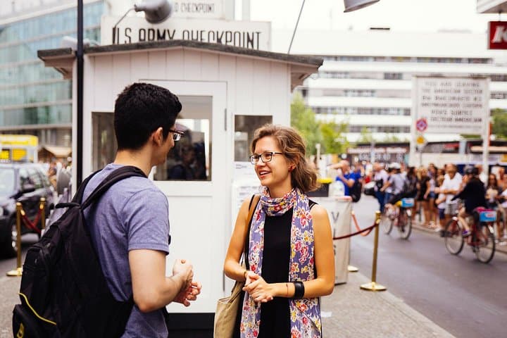 Berlin in 90 Minutes: Private City Kickstart Walking Tour photo 2