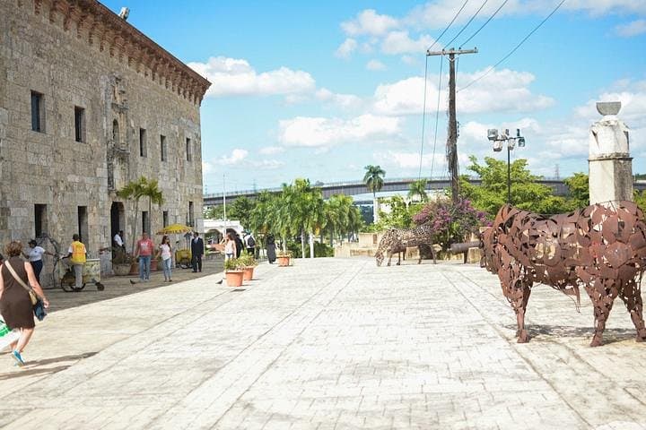 Santo Domingo Day Trip from Punta Cana: Colonial Zone, Cathedral & Tres Ojos photo 3