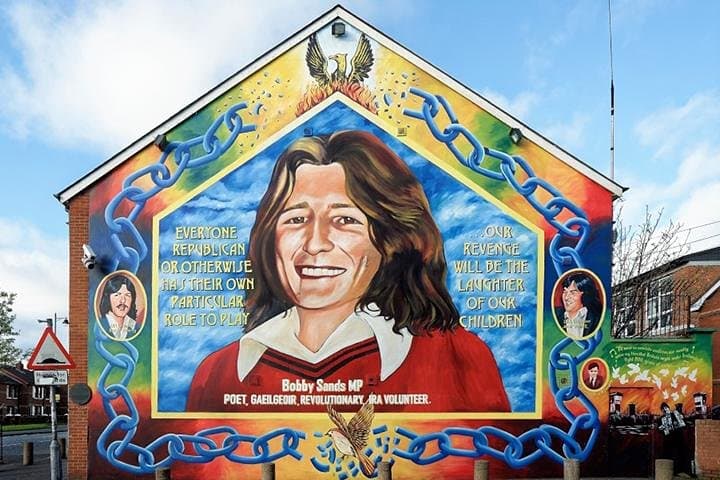 Conflicting Stories: Belfast Political Walking Tour of the Peace Wall & Murals