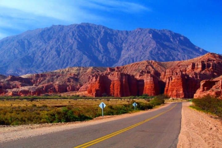Cafayate Wine Trail: High-Altitude Vineyards and the Route 68 Gorge photo 4