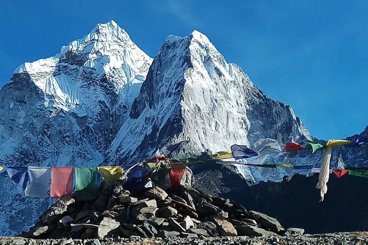 Everest Base Camp Trek: 14-Day Trek to Kala Patthar & Sherpa Villages