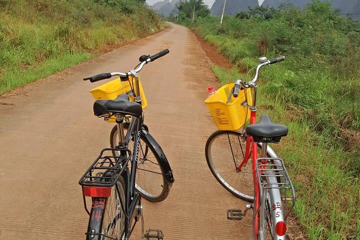 Yangshuo Countryside Cycling Along the Yulong River — Half & Full-Day Guided Tours photo 3