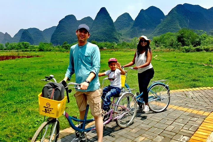 Yangshuo Classic Private Day Tour: Cycling the Countryside, Xingping Raft & West Street photo 6