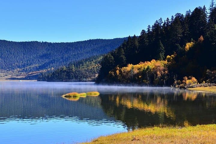 Shangri-La Day Tour: Songzanlin Monastery & Pudacuo National Park (Shudu Lake) photo 3