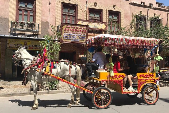 Kashgar & Karakul Lake: 2-Day Private Silk Road Expedition from Urumqi photo 2