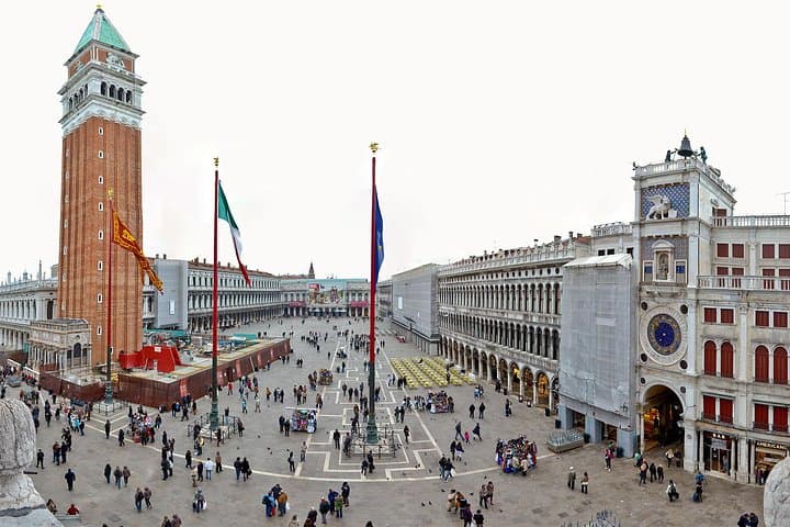 4-Hour Venice Guided Walking Tour: Skip-the-Line Doge's Palace & St Mark's Basilica photo 5