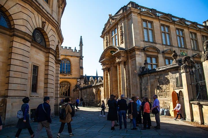 Oxford University Walking Tour with Alumni Guide — Bodleian, Colleges & Harry Potter Sites photo 2