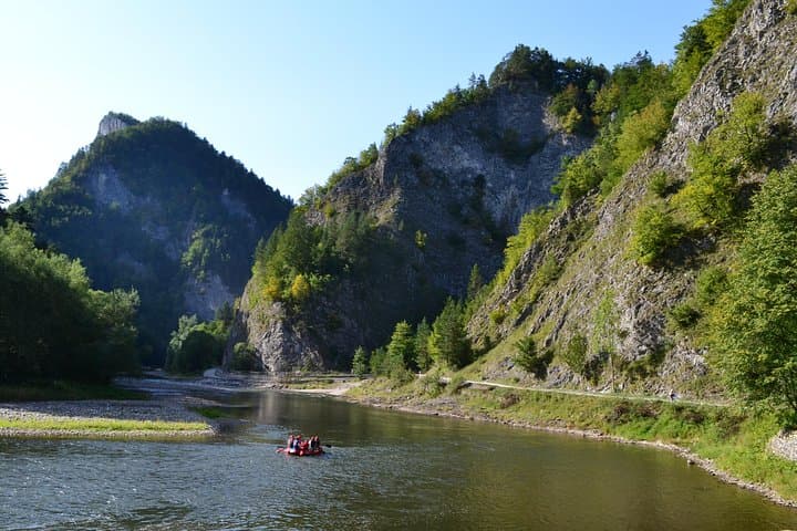 Dunajec River Rafting from Krakow — Half-Day Pieniny Gorge Adventure photo 4