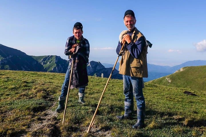 Bucegi Mountains 2-Day Hiking Tour from Bucharest — Peles, Omu Hut & Bran Castle photo 4