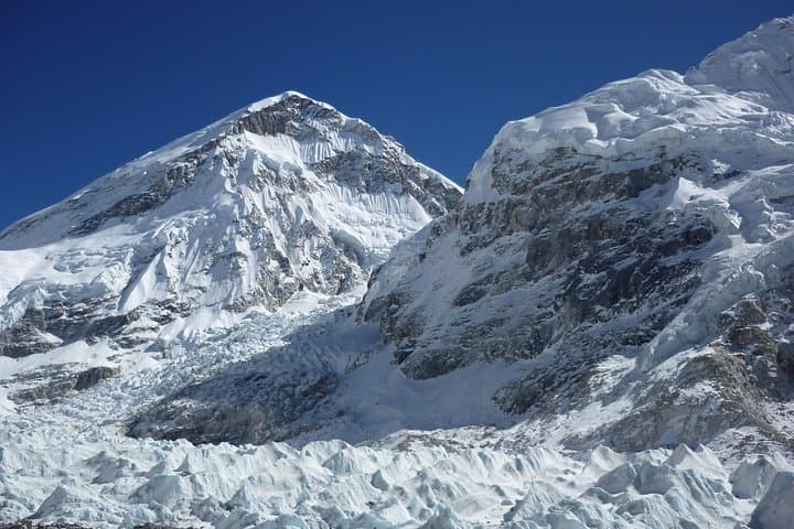 Everest Base Camp Trek 16 Days: Kathmandu to Kala Pattar Adventure photo 5