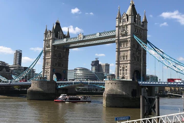 London in a Day: Private Walking Highlights Tour with Local Guide photo 5