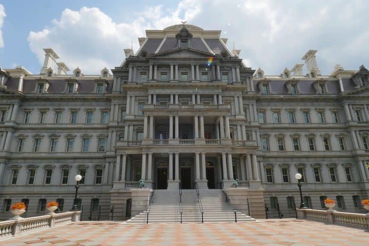 Private Washington DC Full-Day Tour — Monuments, Museums & Georgetown photo 4