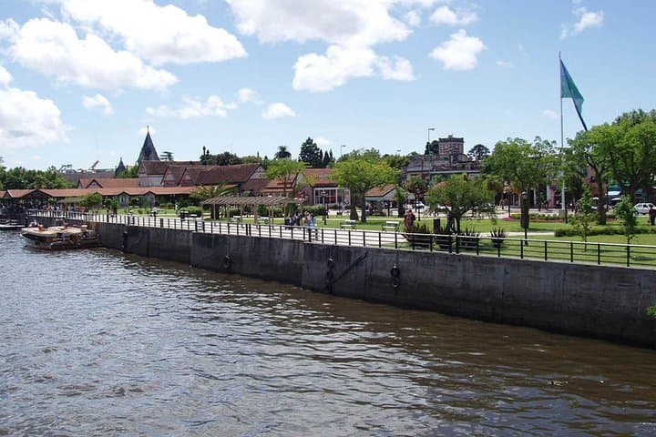 Tigre Delta Full-Day Boat Tour from Buenos Aires with Lunch photo 4