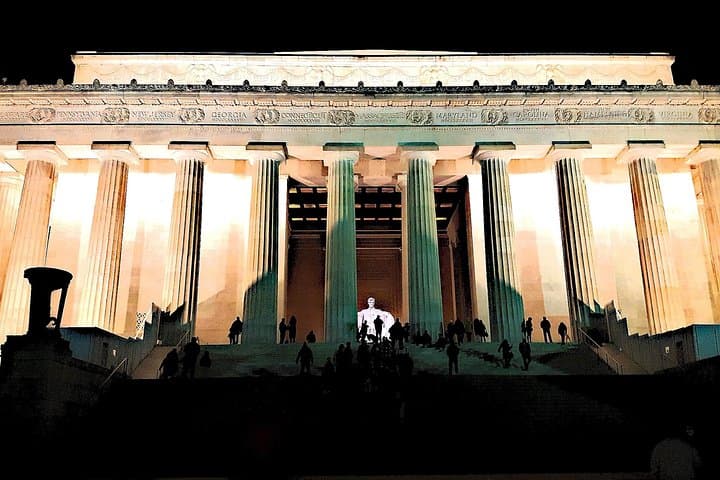 Washington DC After Dark: Private Night-Time Monuments Tour photo 2
