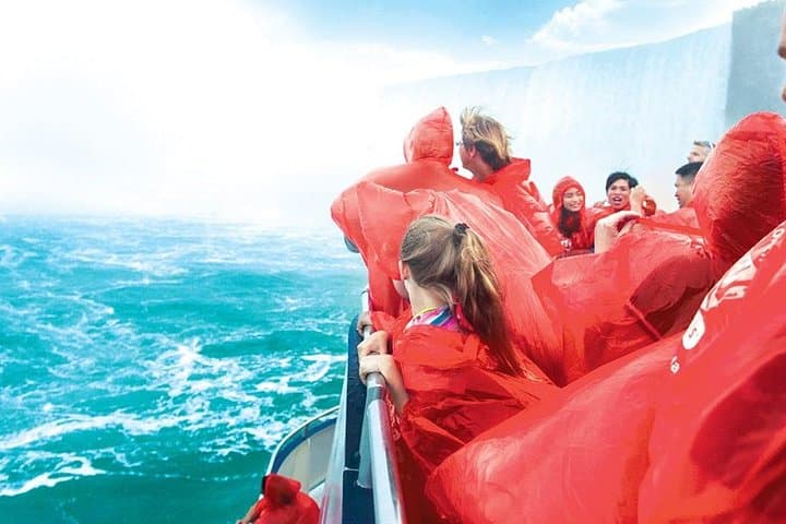 Niagara Falls Day Tour from Toronto — Table Rock, Niagara-on-the-Lake & Parkway Sights