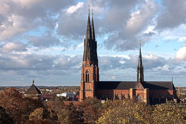 Uppsala Day Tour from Stockholm: Cathedral Spires, Viking Mounds, and Countryside Calm