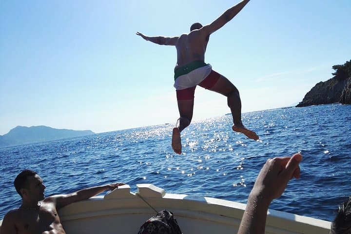 Capri Fishing & Coast Cruise from Sorrento — Full-Day SalBoat Experience photo 4