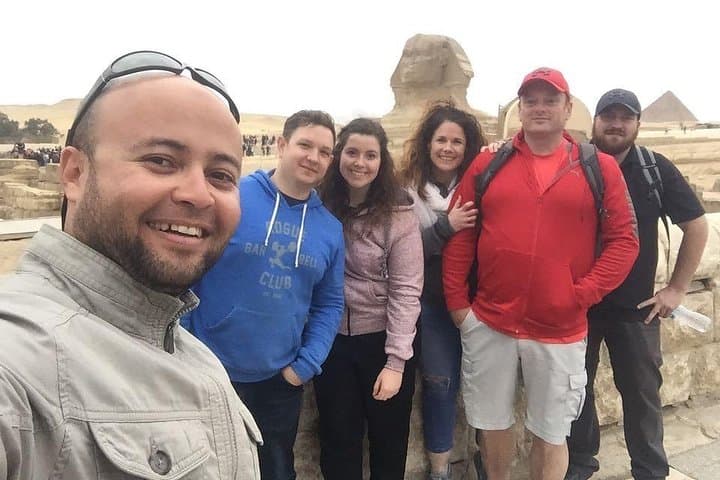 Full-Day Private Tour: Giza Pyramids, Sphinx, Saqqara & Dahshur with Egyptologist photo 4