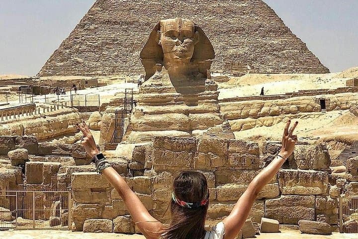 Full-Day Giza Pyramids, Sphinx & Saqqara: Private Tour with Lunch