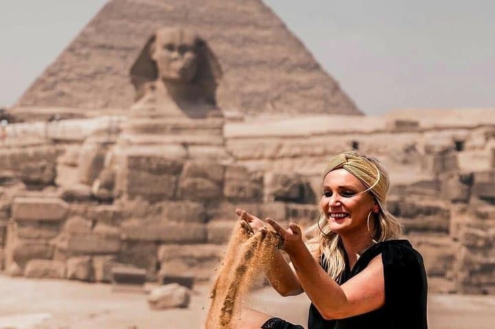 Full-Day Giza Pyramids, Sphinx & Saqqara: Private Tour with Lunch photo 2