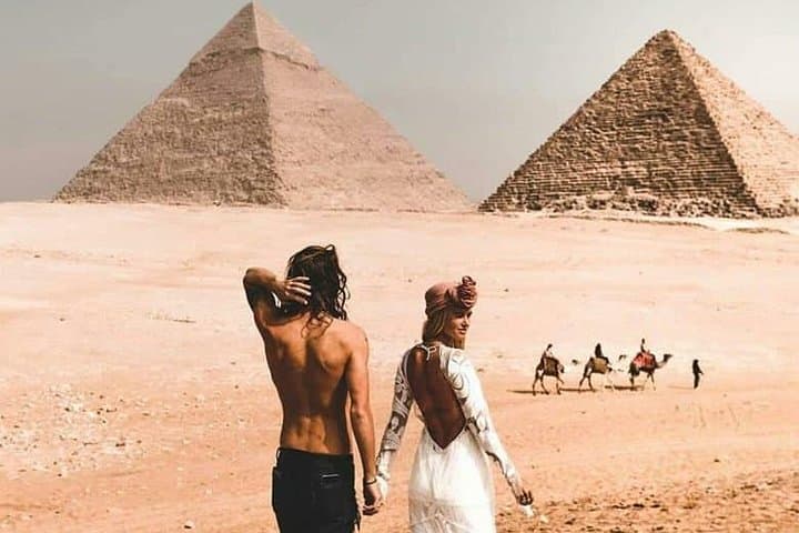 Full-Day Giza Pyramids, Sphinx & Saqqara: Private Tour with Lunch photo 3