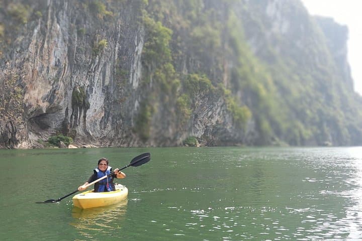 Kayak the Li River: Private Day Tour from Guilin & Yangshuo photo 5