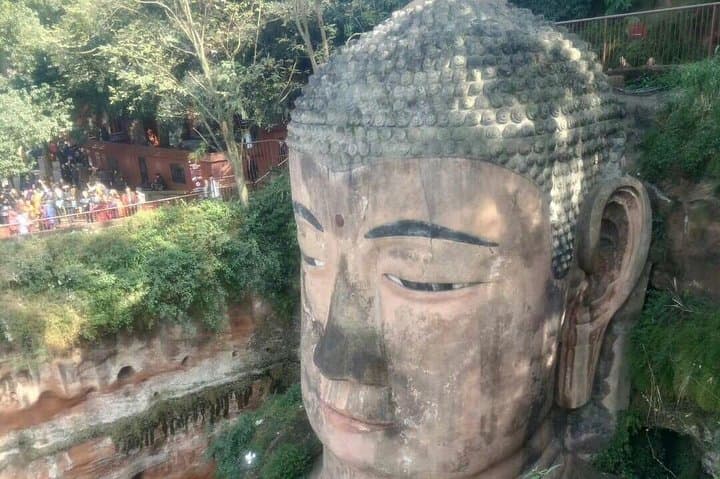 Day Trip from Chengdu: Leshan Giant Buddha & Luocheng Ancient Town by Train photo 3