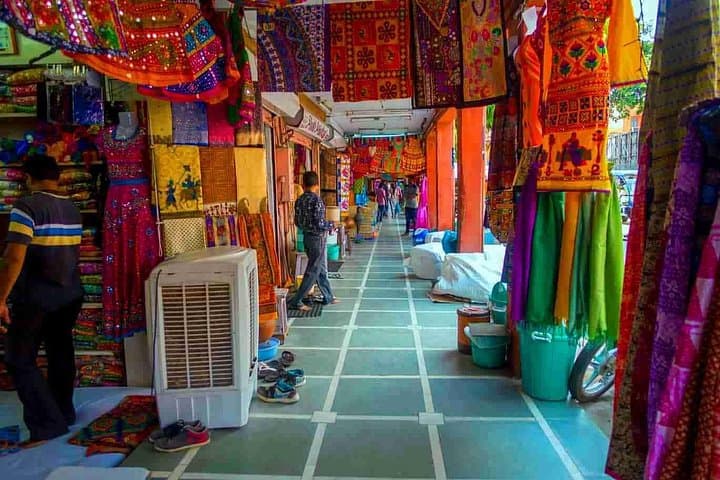 Luxury 3-Day Golden Triangle Tour: Delhi, Agra & Jaipur Highlights photo 3