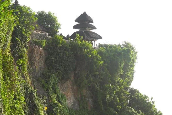 Full-Day Southern Bali Parasailing & Beach Circuit: Tanjung Benoa to Uluwatu photo 4