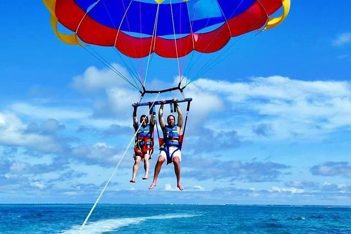 Full-Day Southern Bali Parasailing & Beach Circuit: Tanjung Benoa to Uluwatu photo 1