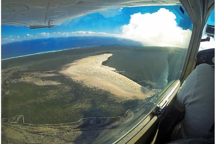 Pinnacles Desert Scenic Flight and Ground Tour from Perth photo 4
