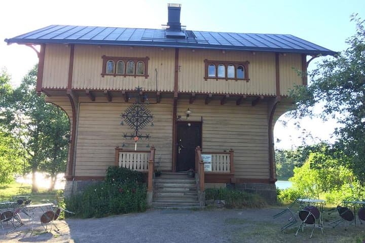 Helsinki City Sightseeing and Seurasaari Open-Air Museum Tour photo 6